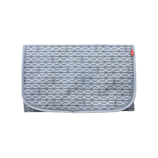 Pañalera Tipo Morral + Cambiador Fisher Price Loop Pack Negro