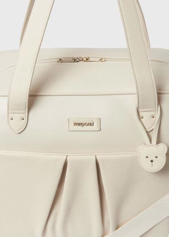 Combo Pañalera Bolso Pliegue + Neceser Oval Bebé Mayoral Crema