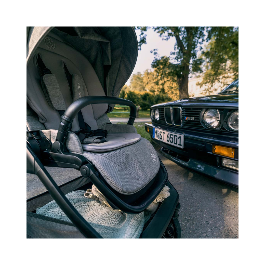Coche Para Bebé Triv Next BMW Graphene  - Nuna