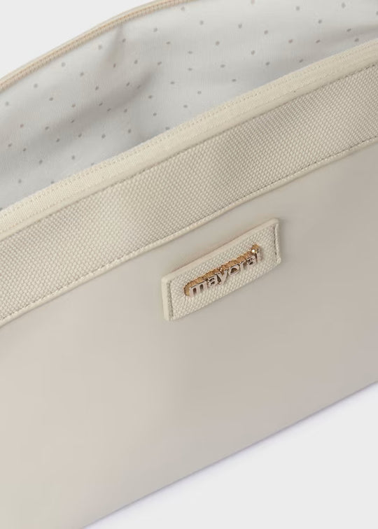 Combo Pañalera Bolso Pliegue + Neceser Oval Bebé Mayoral Crema